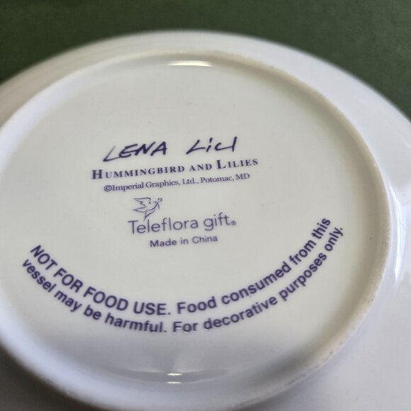 Hummingbird & Lillies Cup and Saucer - Picture 8 of 11